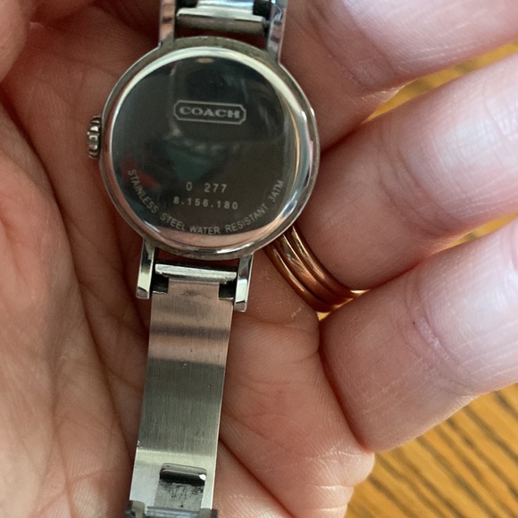 Coach watch - Picture 4 of 4